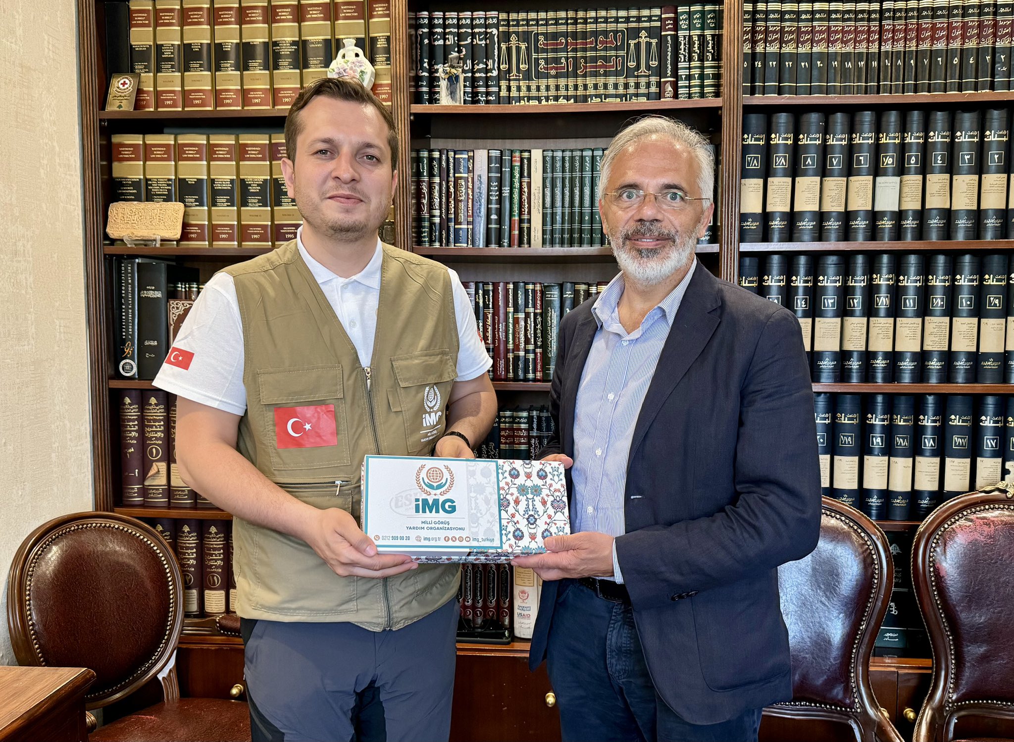 Afyon’un Genç  Siyasi İsmi Karataş’tan Milli Görüş Yardım Organizasyonuna Destek