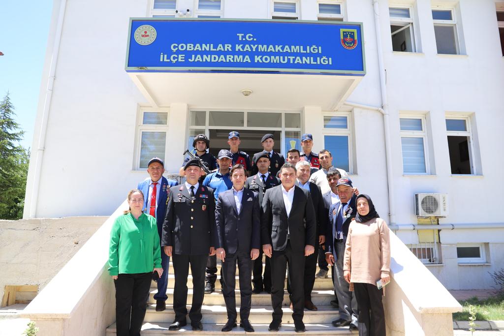 ÇOBANLAR İLÇE PROTOKOLÜ BAYRAMLAŞTI