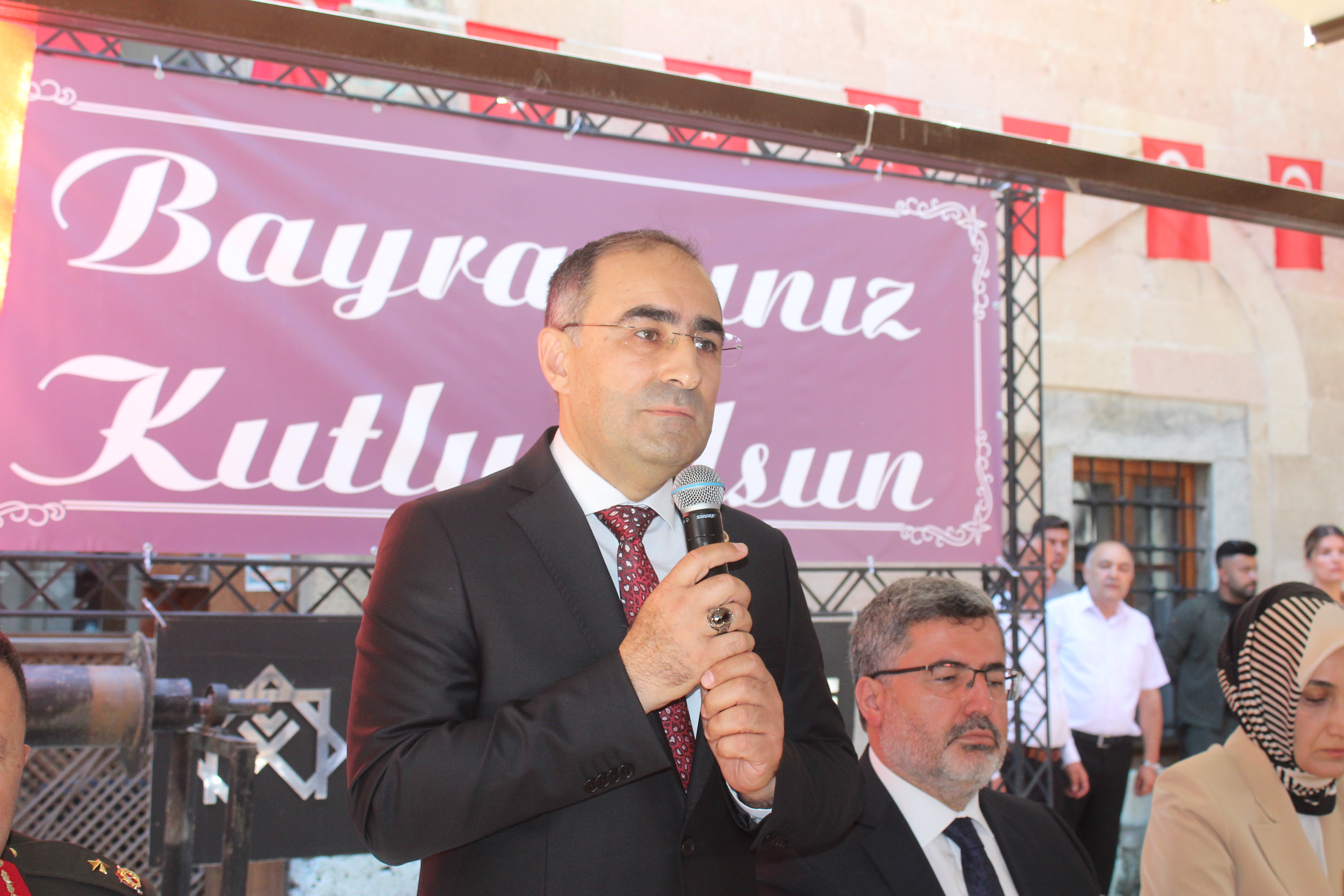 “Milliyetçilik Ruhuyla Birlikte Mücadele Etmemiz Gerekiyor”