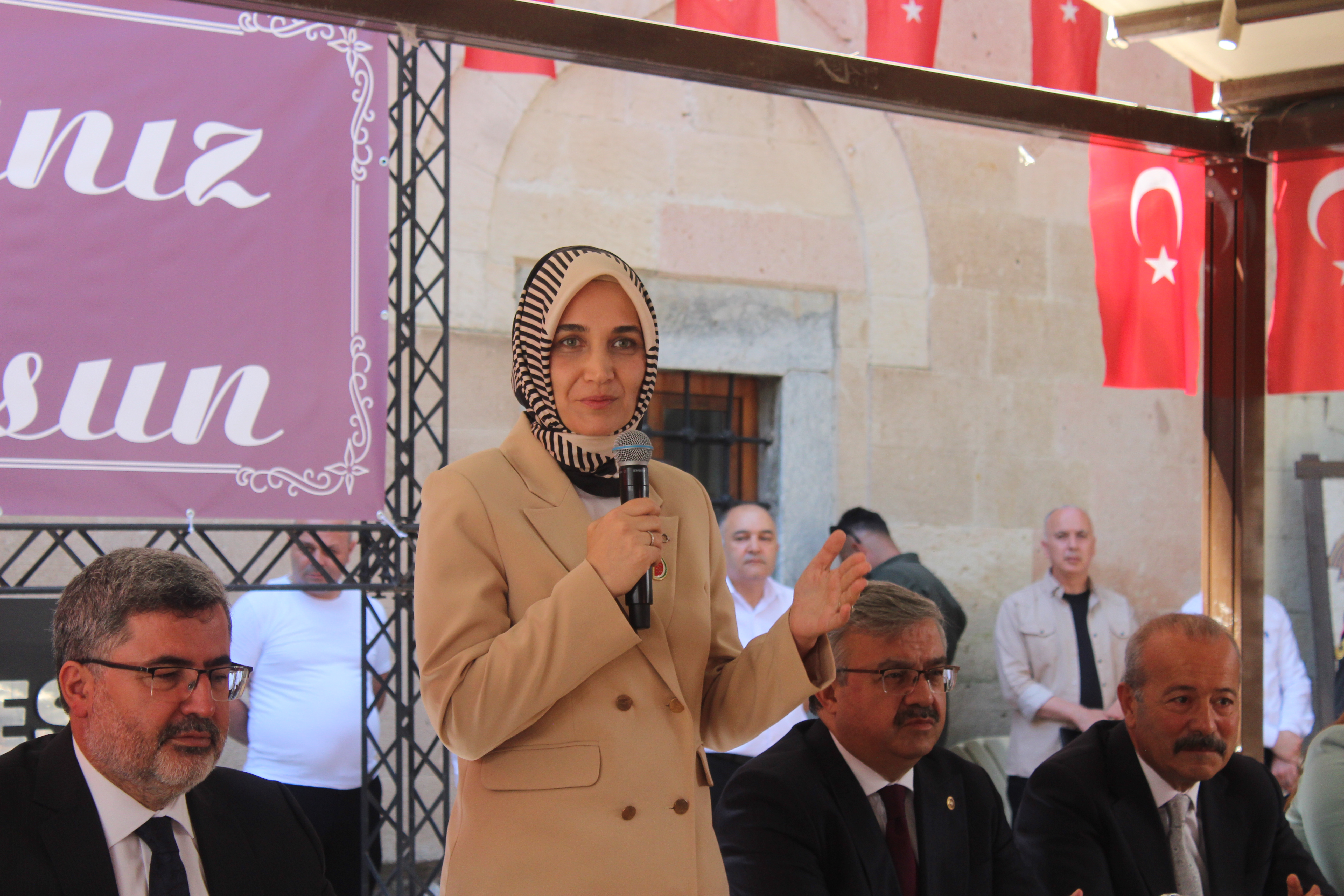  Vali Doç. Dr. Kübra Güran Yiğitbaşı, “Kurban Bayramı Manevi Bir Temizlik Zamanıdır”