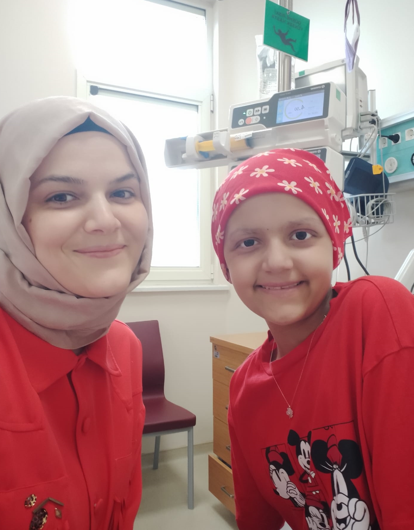 Lösemi Hastası Küçük Nermin, Kök Hücre Nakliyle Çifte Bayram Yaşıyor