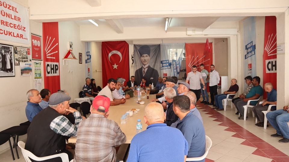 CHP AFYONKARAHİSAR İL BAŞKANI FARUK DUHA ERHAN ÇAY İLÇE ÖRGÜTÜ'NÜN BAYRAMLAŞMA TÖRENİNE KATILDI