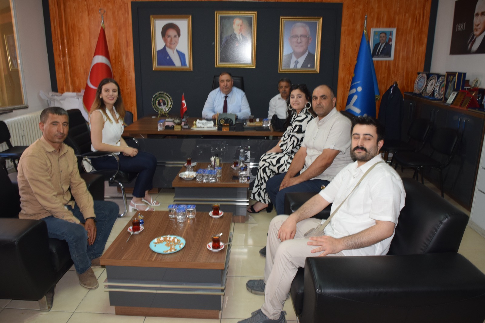 “MAALESEF  VATANDAŞIMIZIN BAYRAM NEŞESİNİ BİLE ELİNDEN ALDILAR”