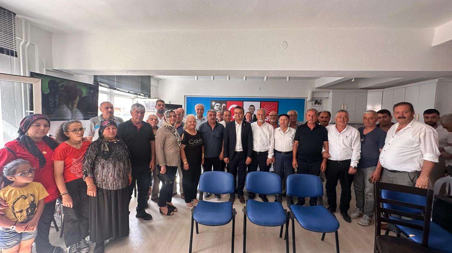 CHP DİNAR'DA BAYRAMLAŞMA PROGRAMI DÜZENLENDİ