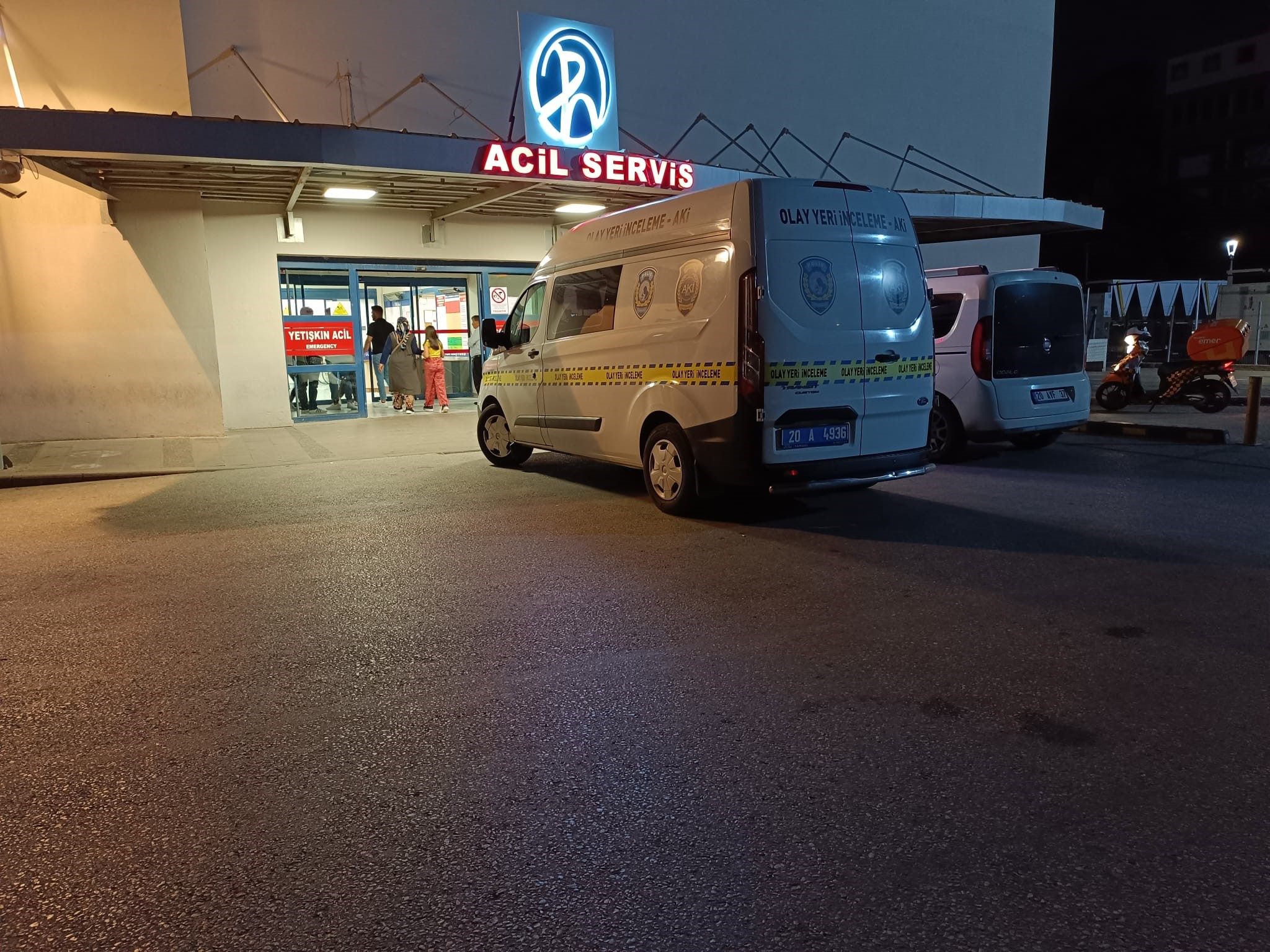 Baba Ve 16 Yaşındaki Oğluna Silahlı Saldırı: 1 Ölü, 1 Ağır Yaralı