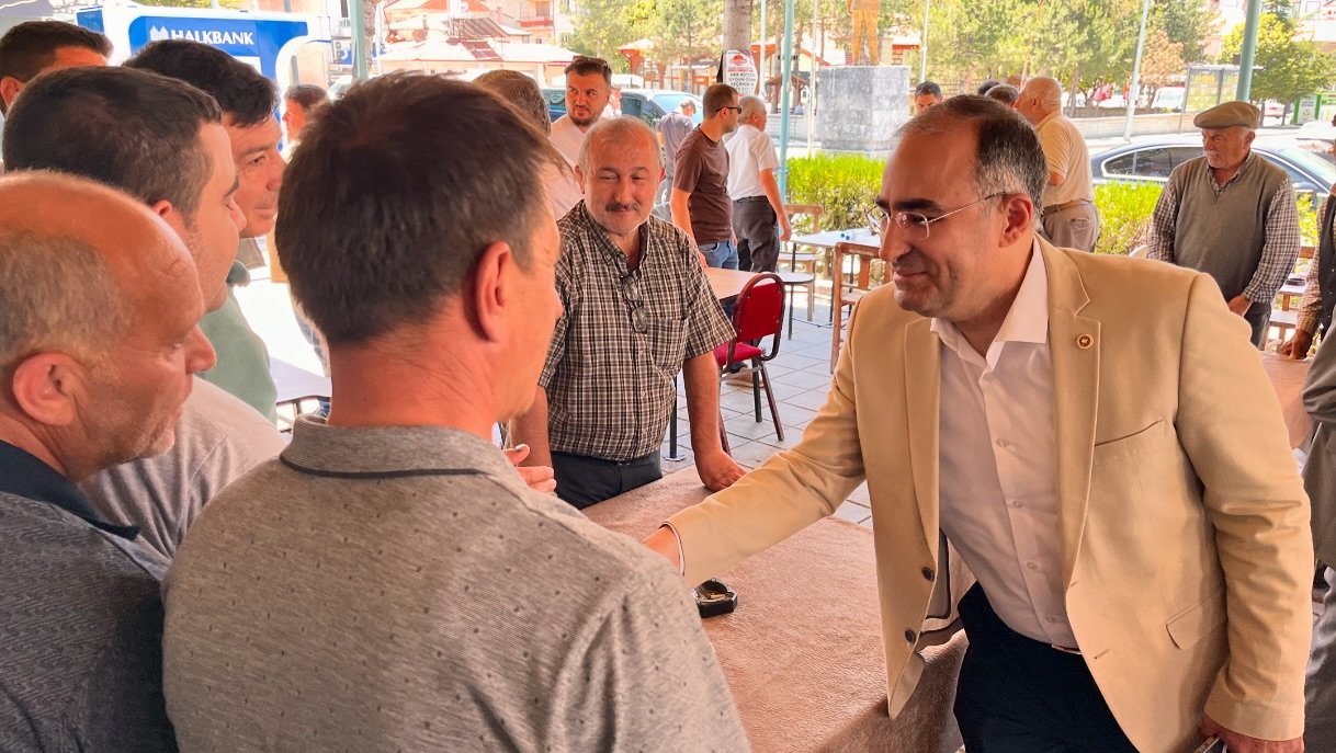 AK Parti Teşkilatı Bayat’ta Bayramlaşma Programına Katıldı