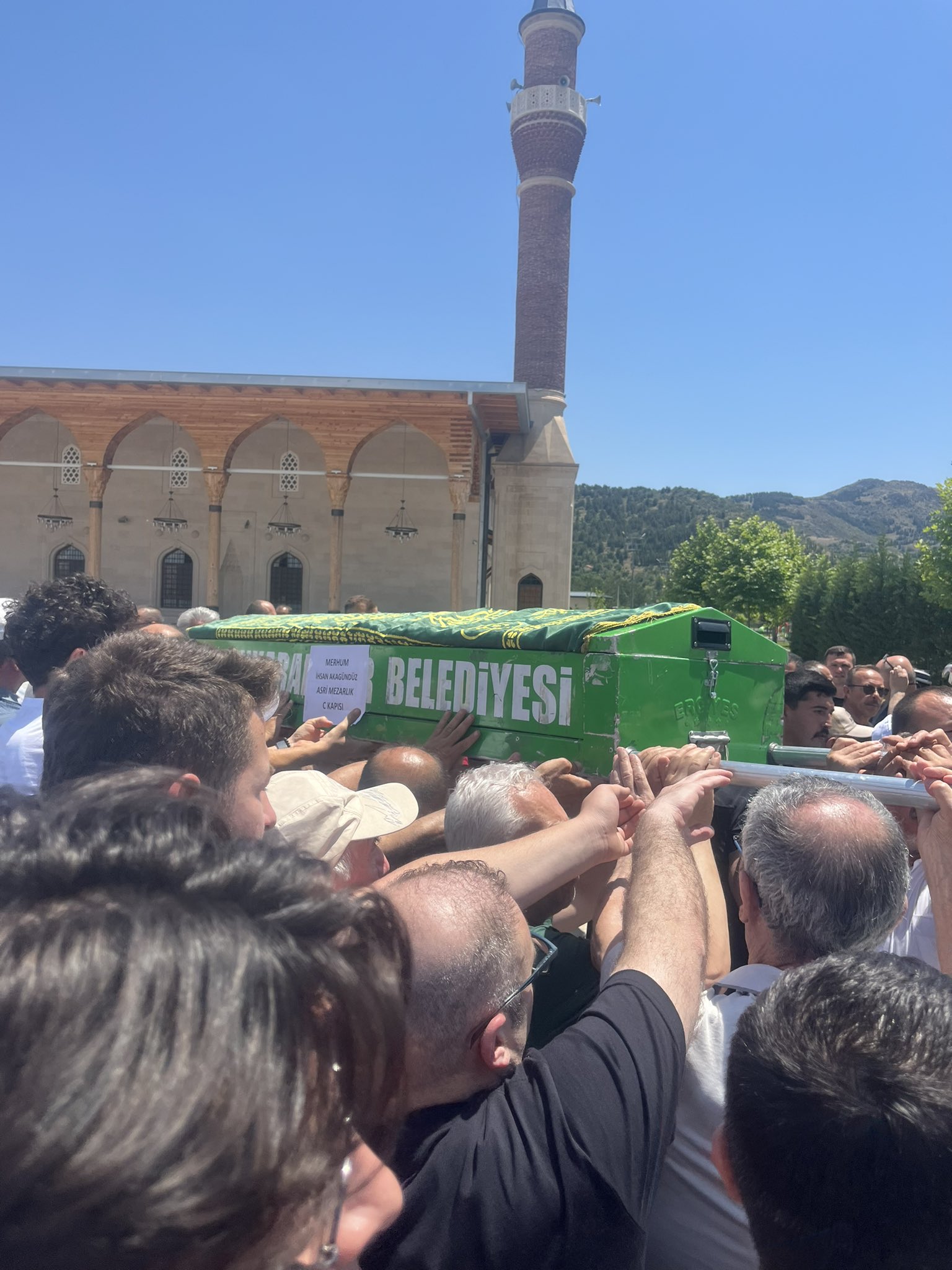 Akagündüz Son Yolculuğuna Uğurlandı