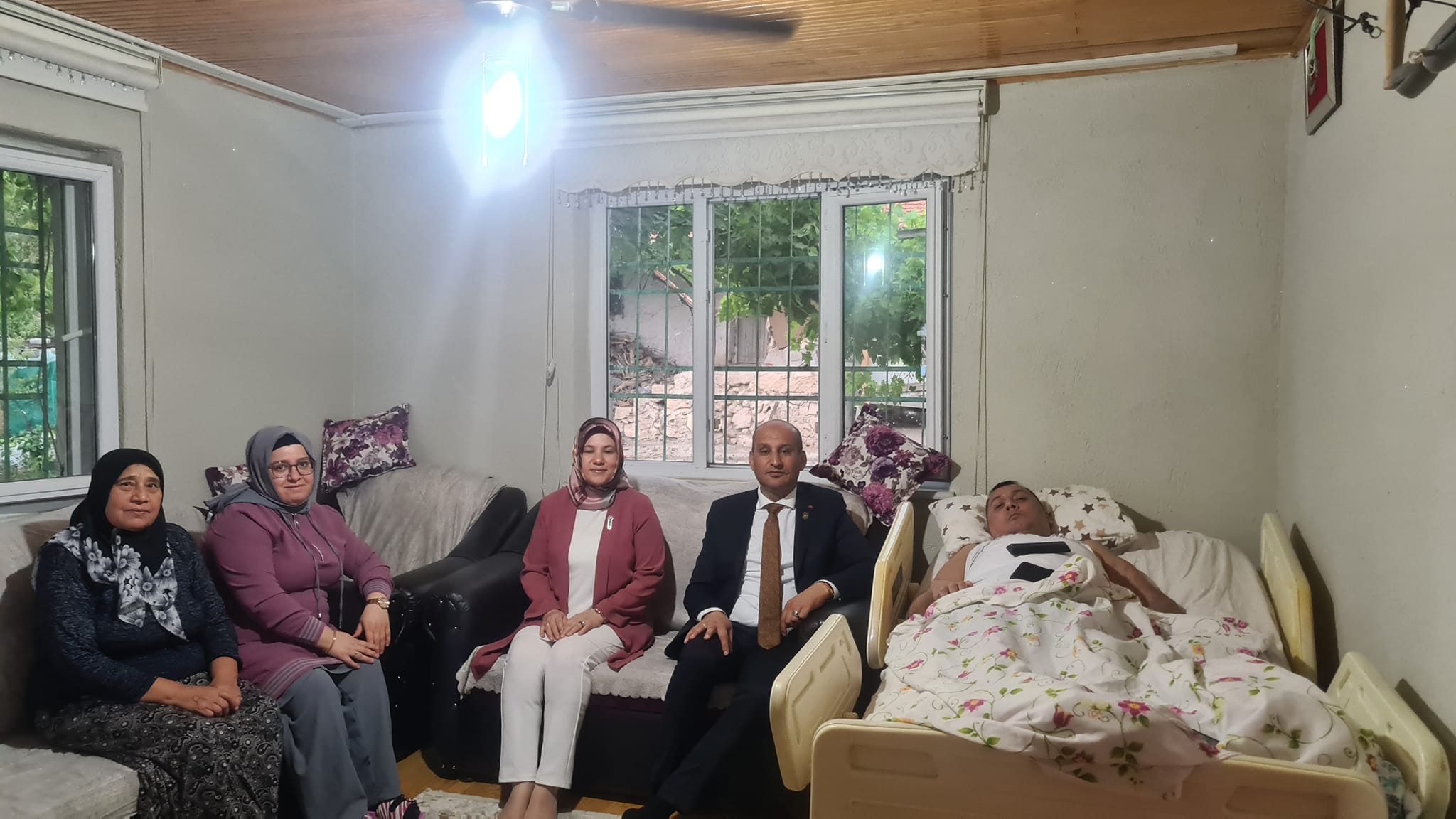 KUMARTAŞLI GAZİMİZİ YALNIZ BIRAKMADI