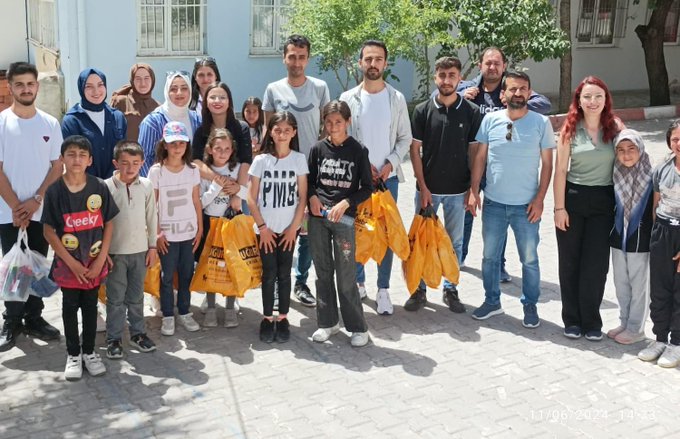 Üniversiteli Öğrencilerin Duyarlılığı Takdir Topladı