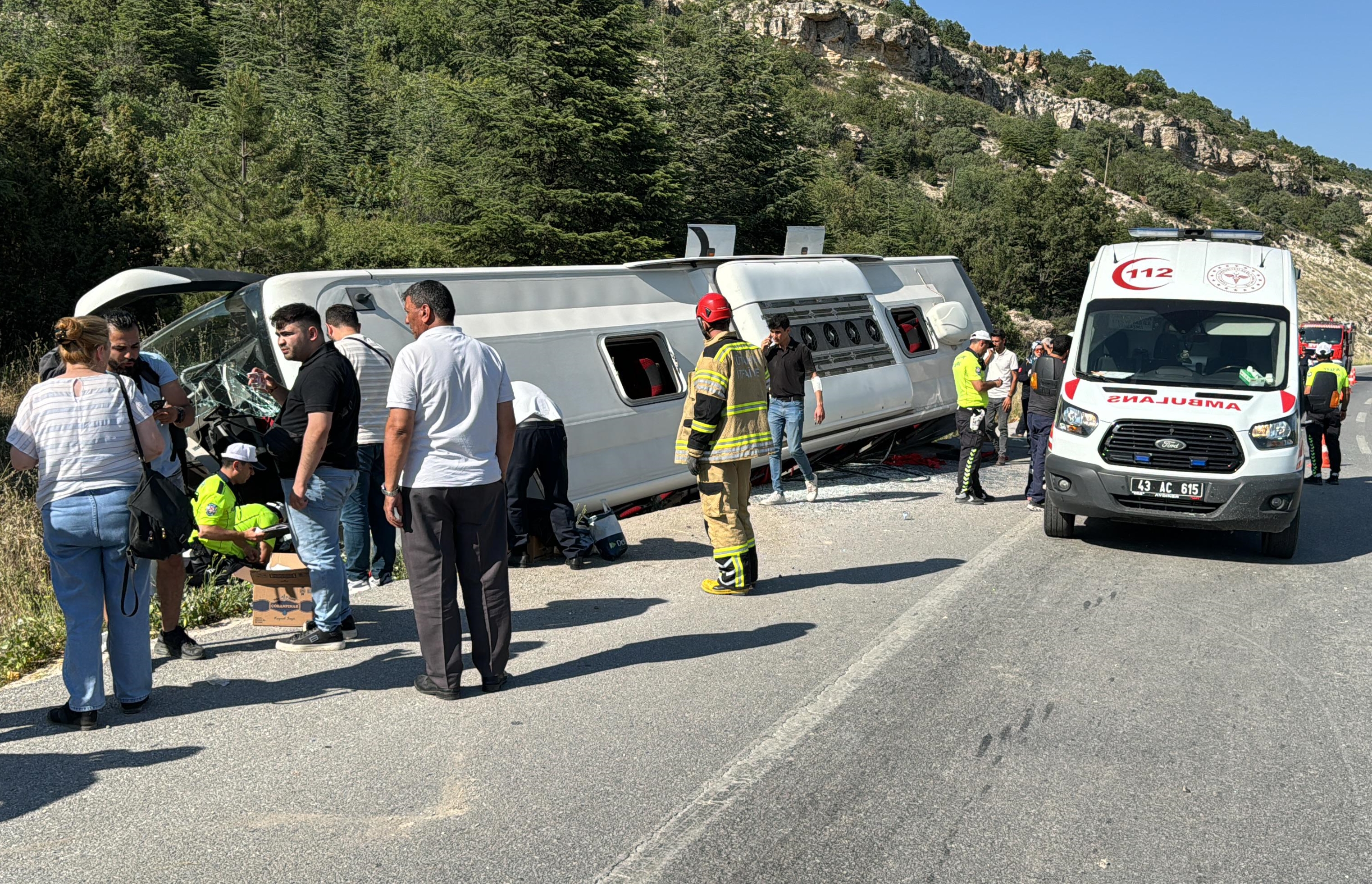 Otobüs Şarampole Devrildi Can Pazarı Yaşandı