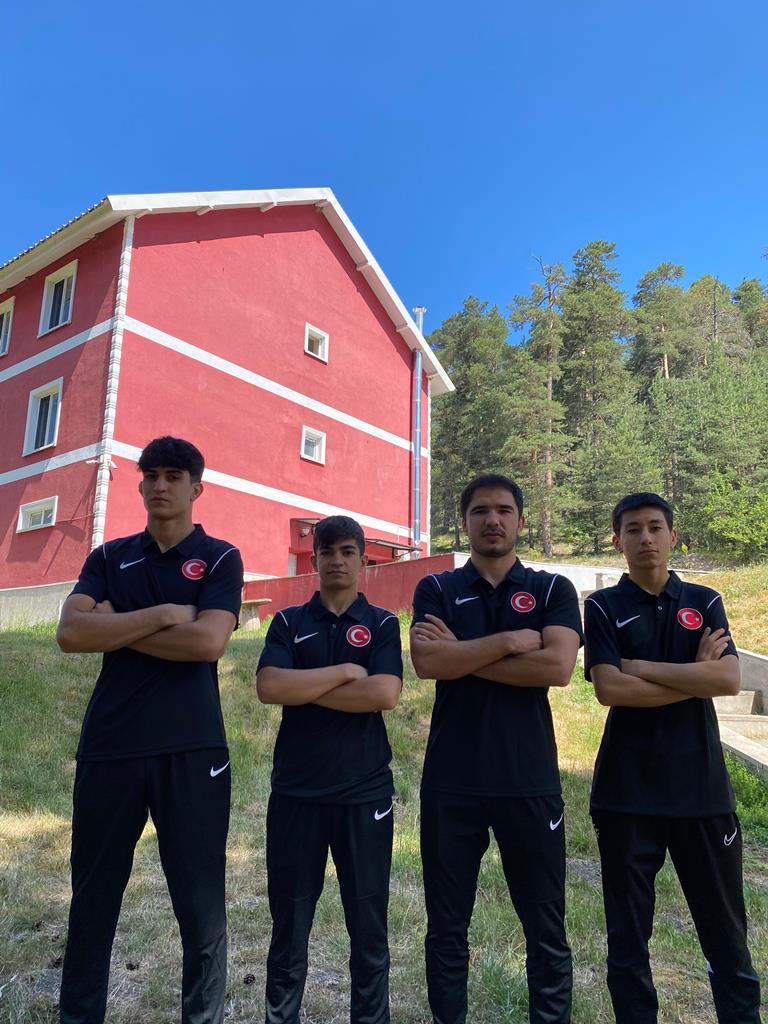 AFYON TOHM SPORCULARI U-17 AVRUPA GÜREŞ ŞAMPİYONASINDA TÜRKİYE'Yİ TEMSİL EDECEK