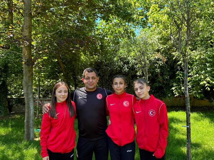 Afyonlu Güreşçiler Türkiye’yi Temsil Edecekler