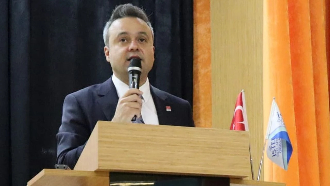 Başkan Erhan'dan Başkan Artuk'a Övgü Dolu Sözler