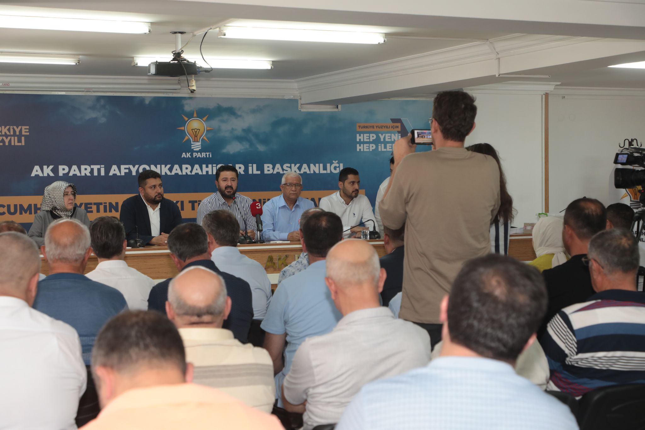 AK Parti Afyon'da Temayül Yoklaması Yapıldı