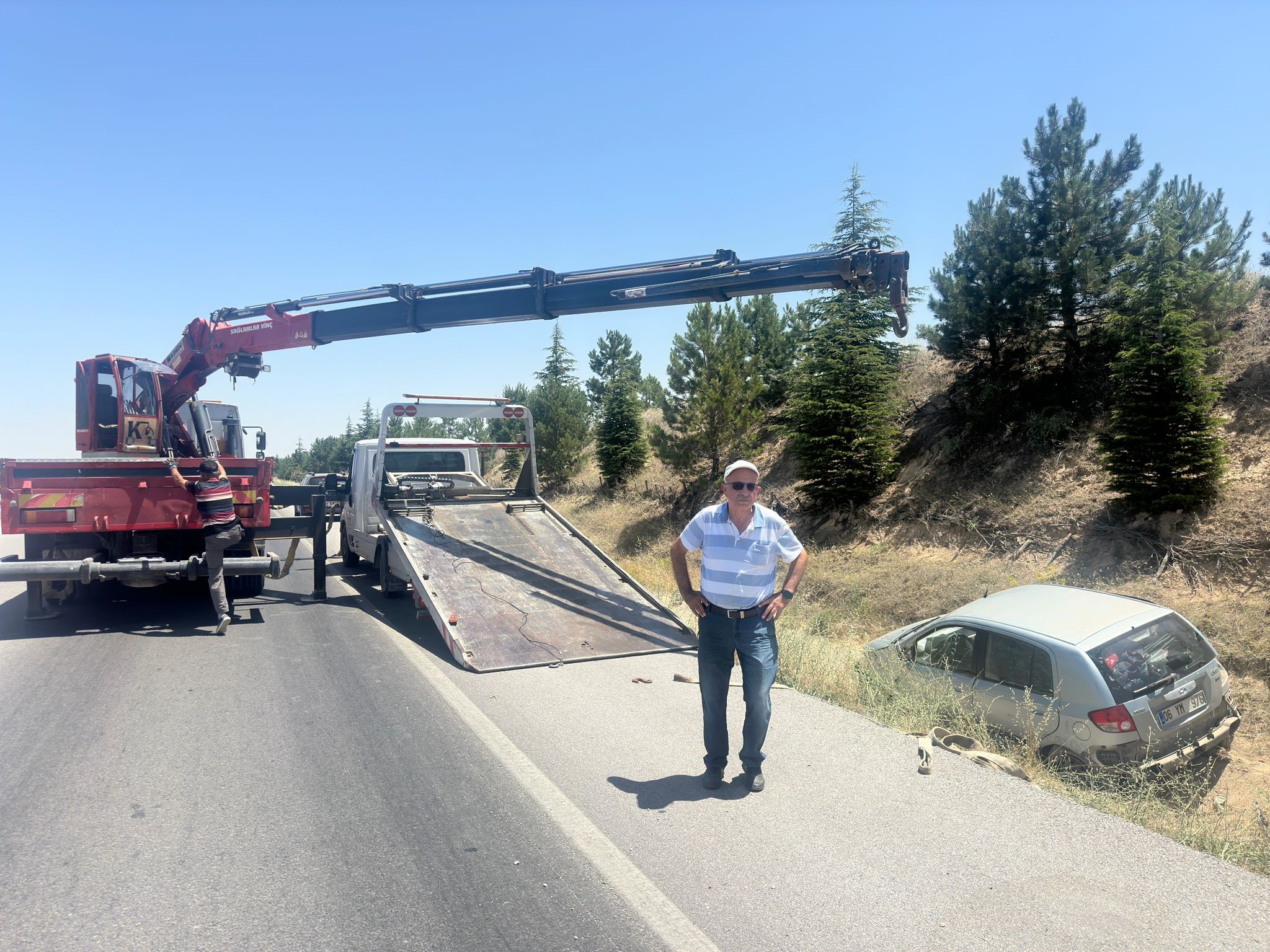Kontrolden Çıkan Araç Şarampole Devrildi: 3 Yaralı