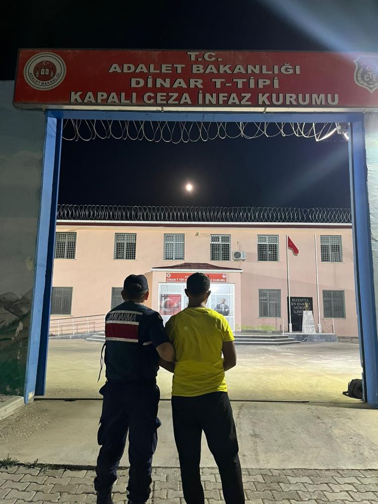 Cinsel İstismar Suçundan Aranıyordu: Aranan şahıs jandarma operasyonuyla yakalandı