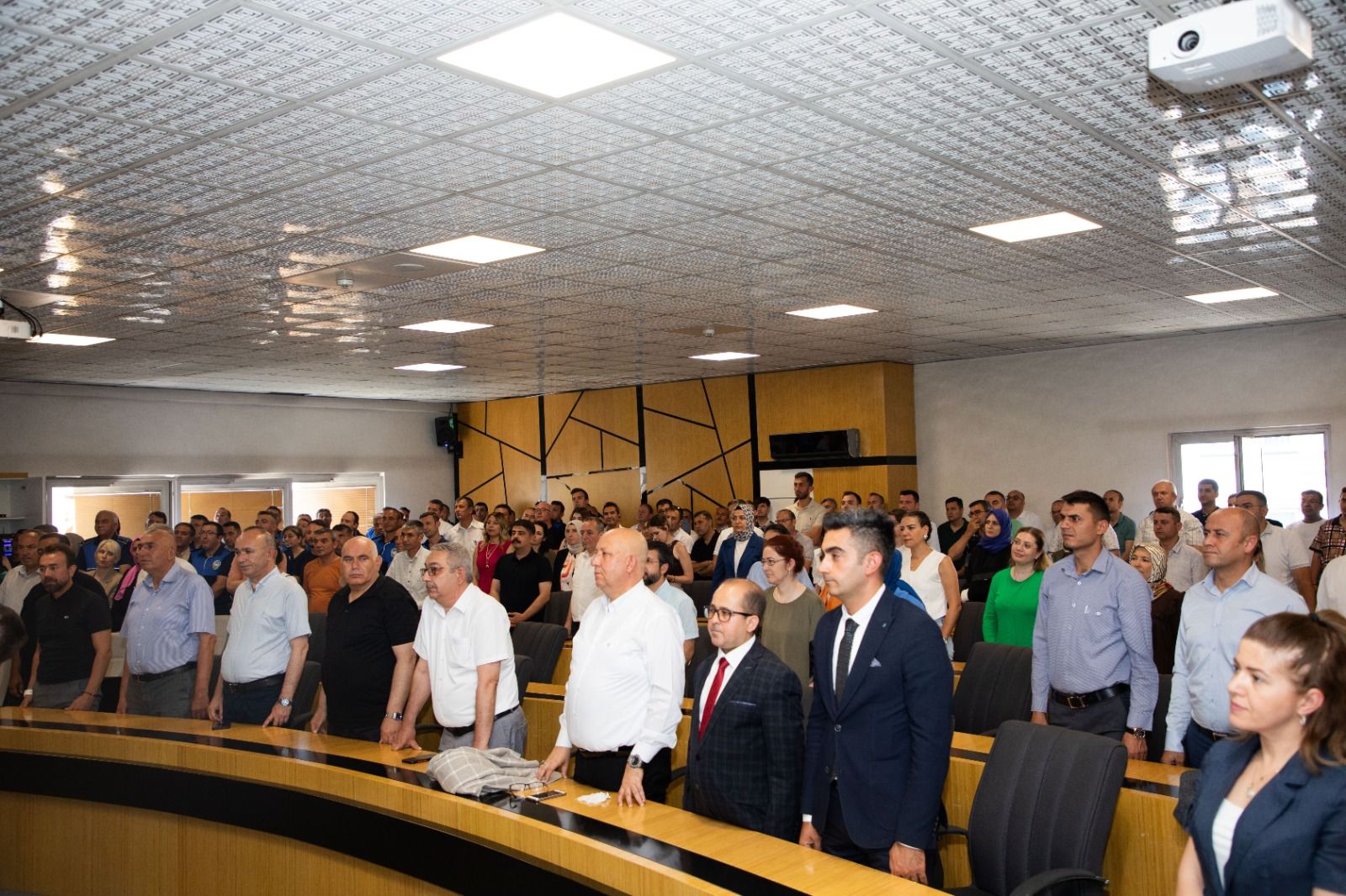 Topuklu Efe Belediye Personeliyle Bayramlaştı