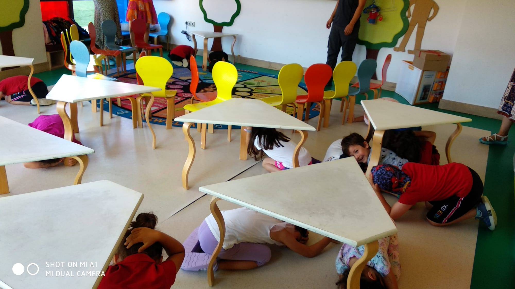 AFAD Personeli Tarafından  Miniklere Afet Eğitimi Verildi