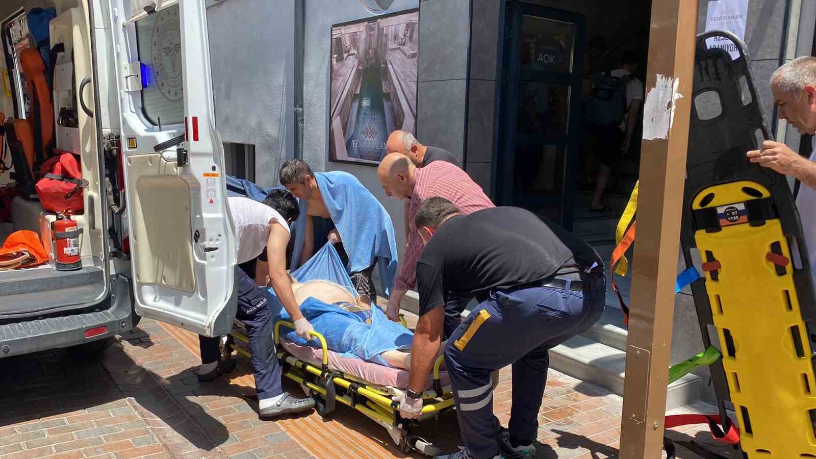 Hamamda Düştü Öldü, Ambulansta Tekrar Hayata Döndü