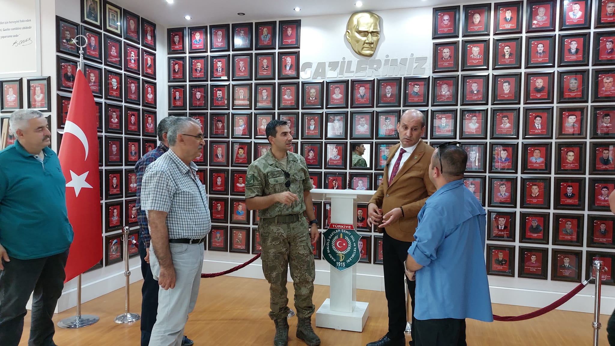 AKARSU AFYON ŞEHİT VE GAZİLER DERNEĞİNİ ZİYARET ETTİ  VEDA EDEREK HELALLEŞTİ