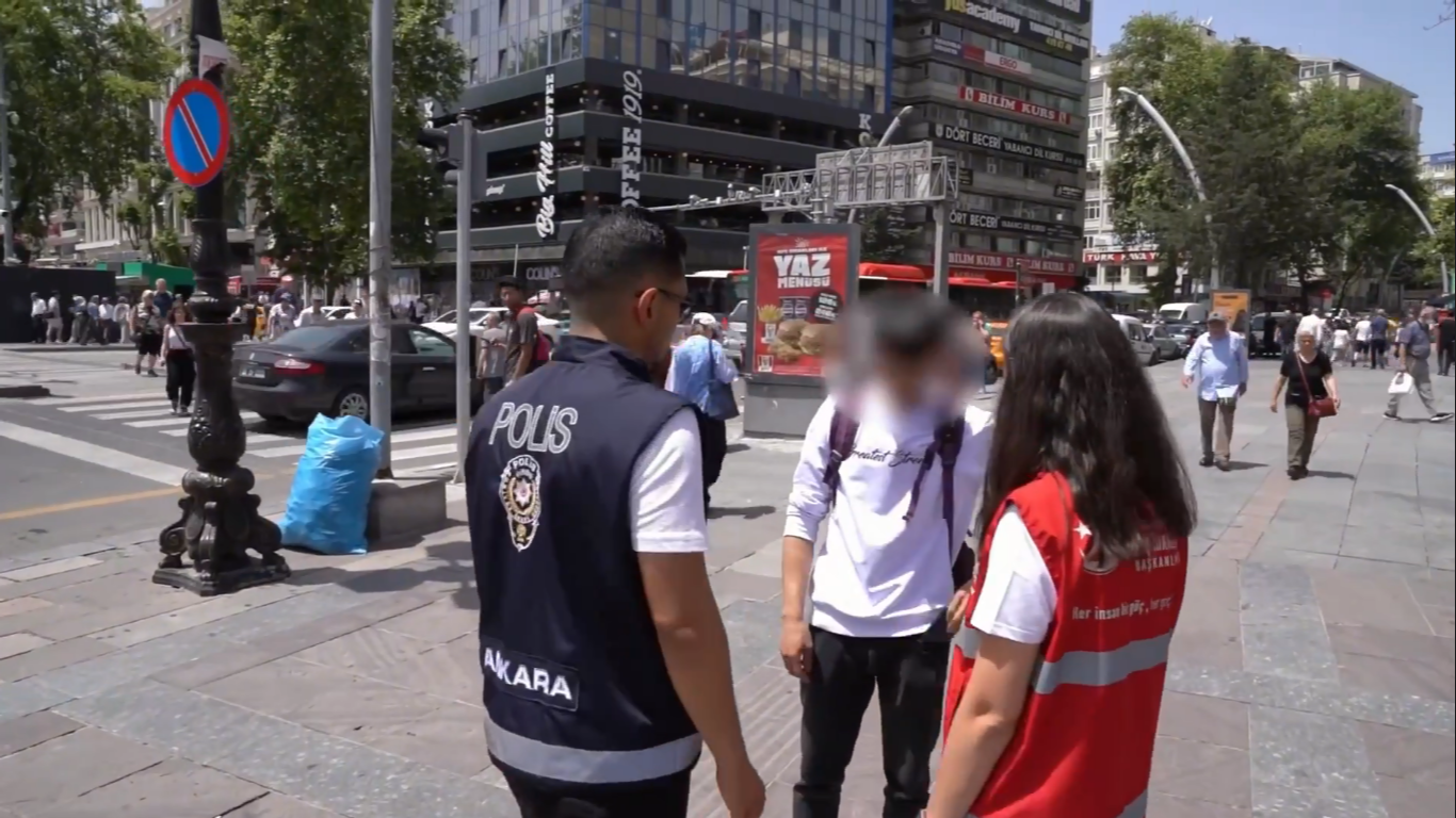 Bakan Yerlikaya Duyurdu Düzensiz Göçle Mücadele Ediliyor