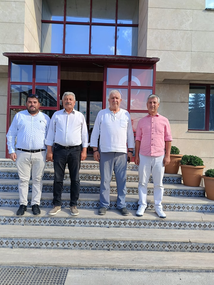 Hayırsever iş İnsanı Alimoğlu ‘’Bu Kuyu Benim Değil Işıklar Halkınındır’’