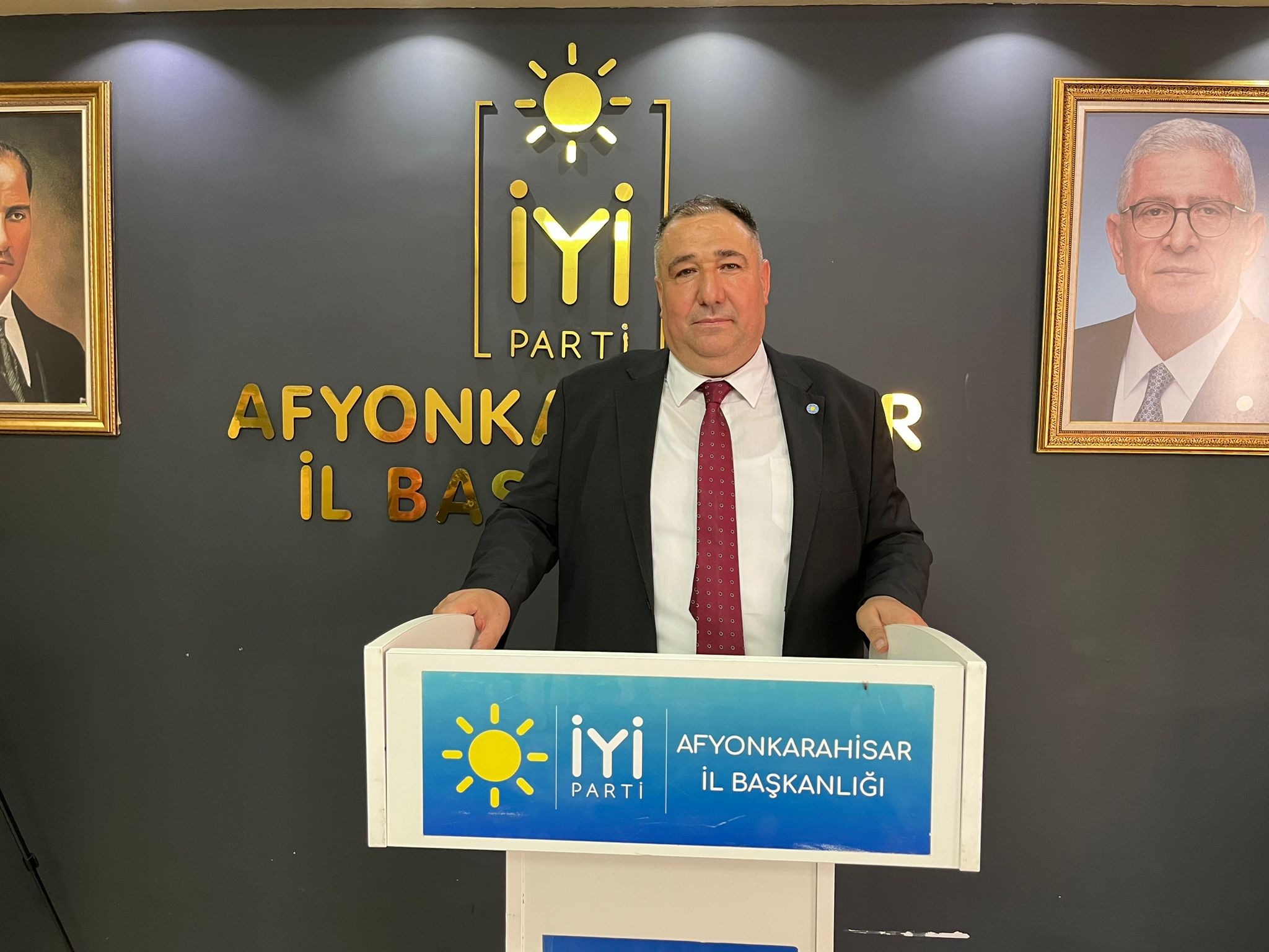 "AFYON'DAKİ İŞSİZLİĞİ AK PARTİ MİLLETVEKİLLERİ HARİÇ HERKES BİLİYOR"
