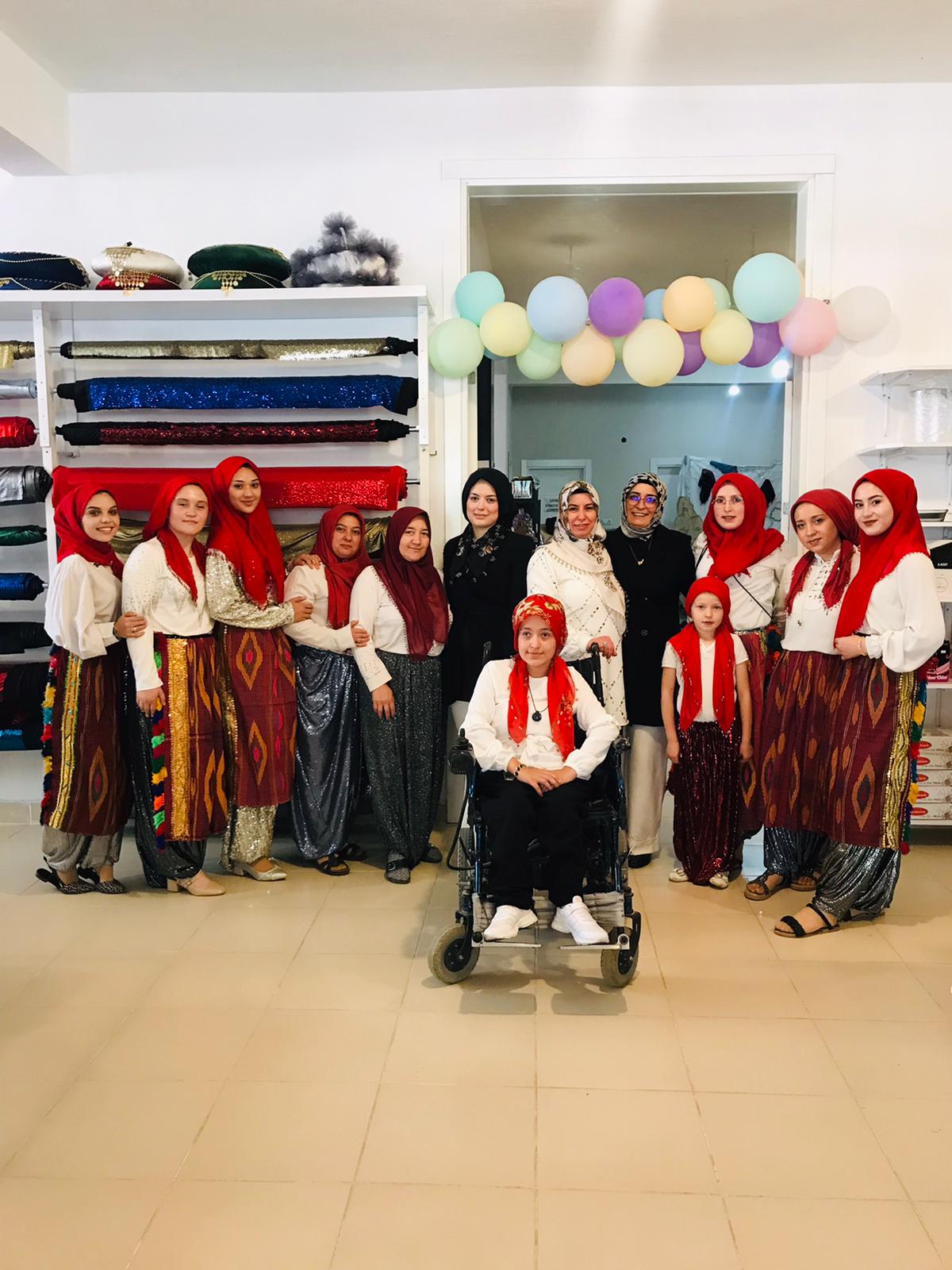 El Sanatları Sergisi Açıldı:  Küçükhüyük Kasabası Geleneklerine Sahip Çıkıyor