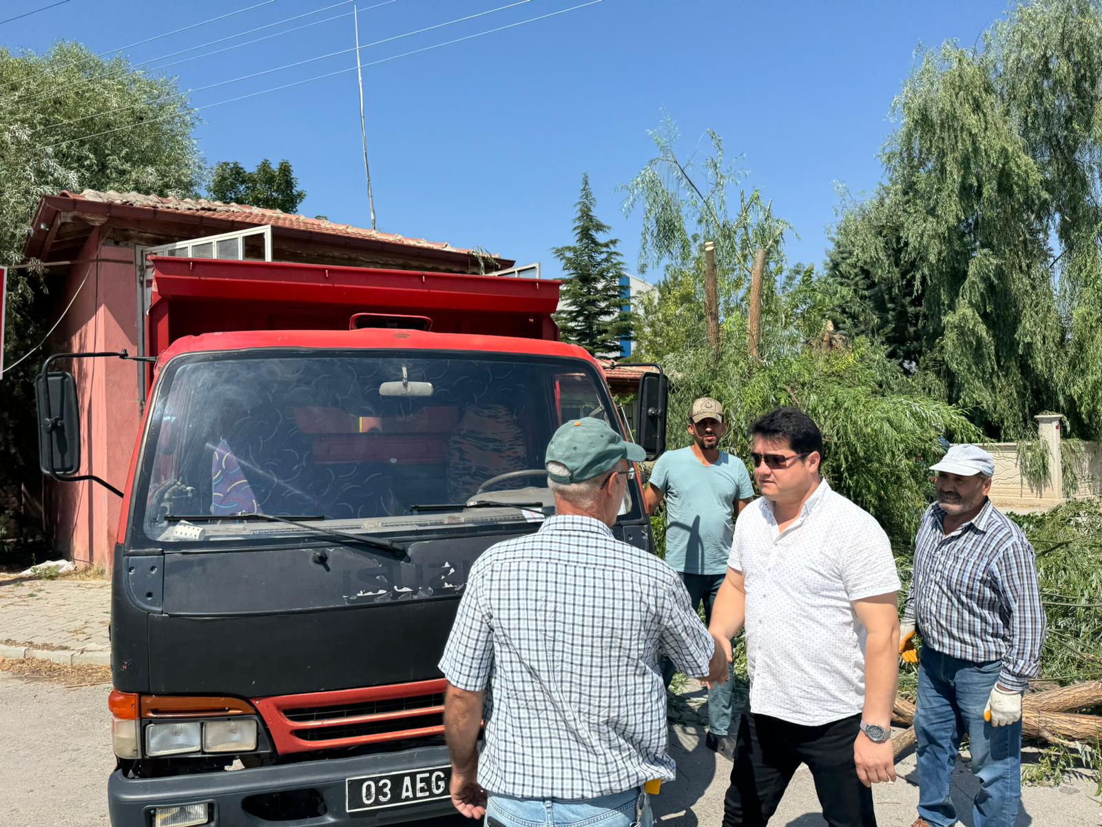 Başkan Aynacı Yeniden Hizmete Açılacak İtfaiye Merkezini İnceledi