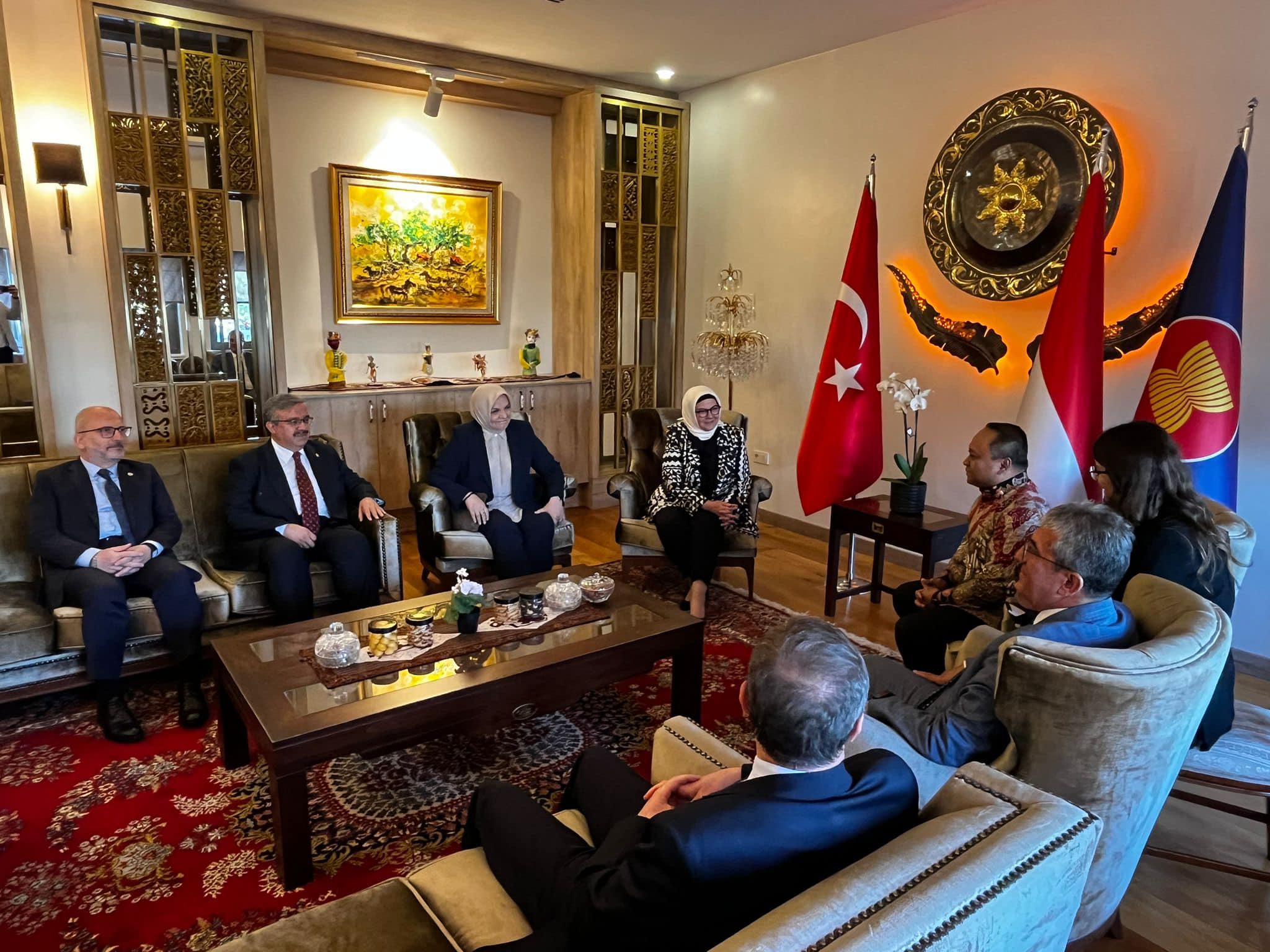 AK Partili Yurdunuseven Endonezya Büyükelçiliğinde
