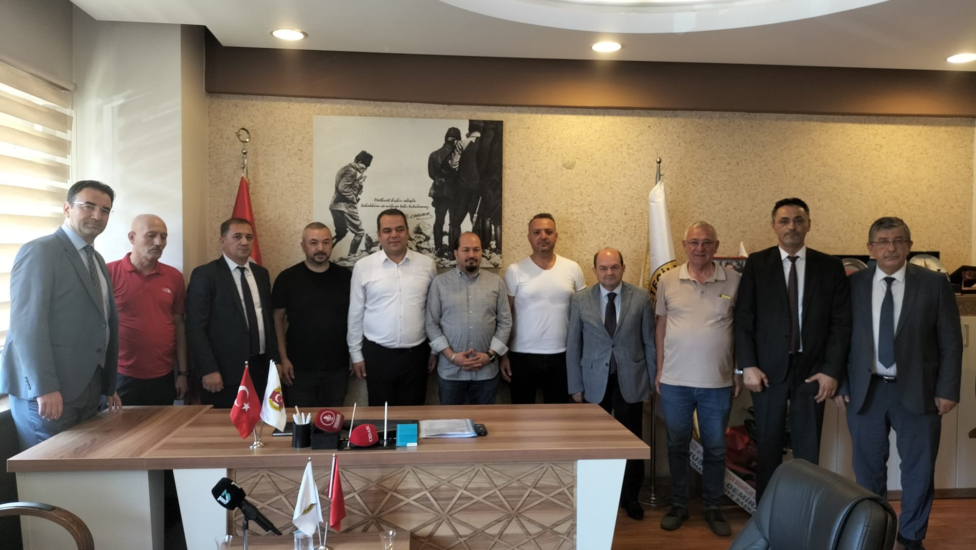 BEŞİKTAŞLILAR DERNEĞİNDEN AGC'YE ZİYARET