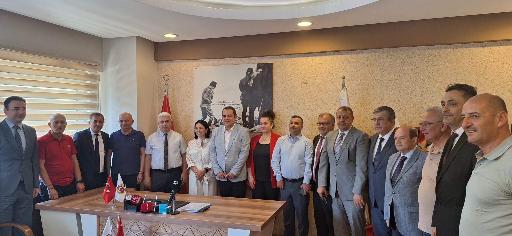 "BASINLA  KOORDİNELİ ÇALIŞARAK HALKIMIZA DOĞRU BİLGİLERİ ULAŞTIRACAĞIZ"