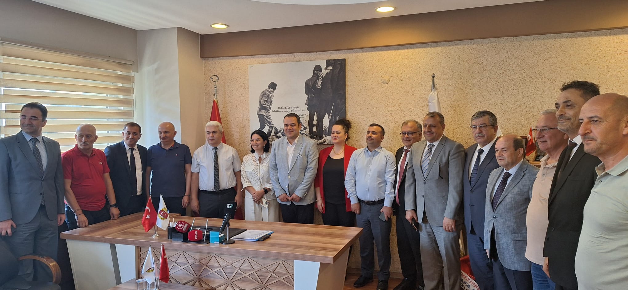 "BASINLA  KOORDİNELİ ÇALIŞARAK HALKIMIZA DOĞRU BİLGİLERİ ULAŞTIRACAĞIZ"