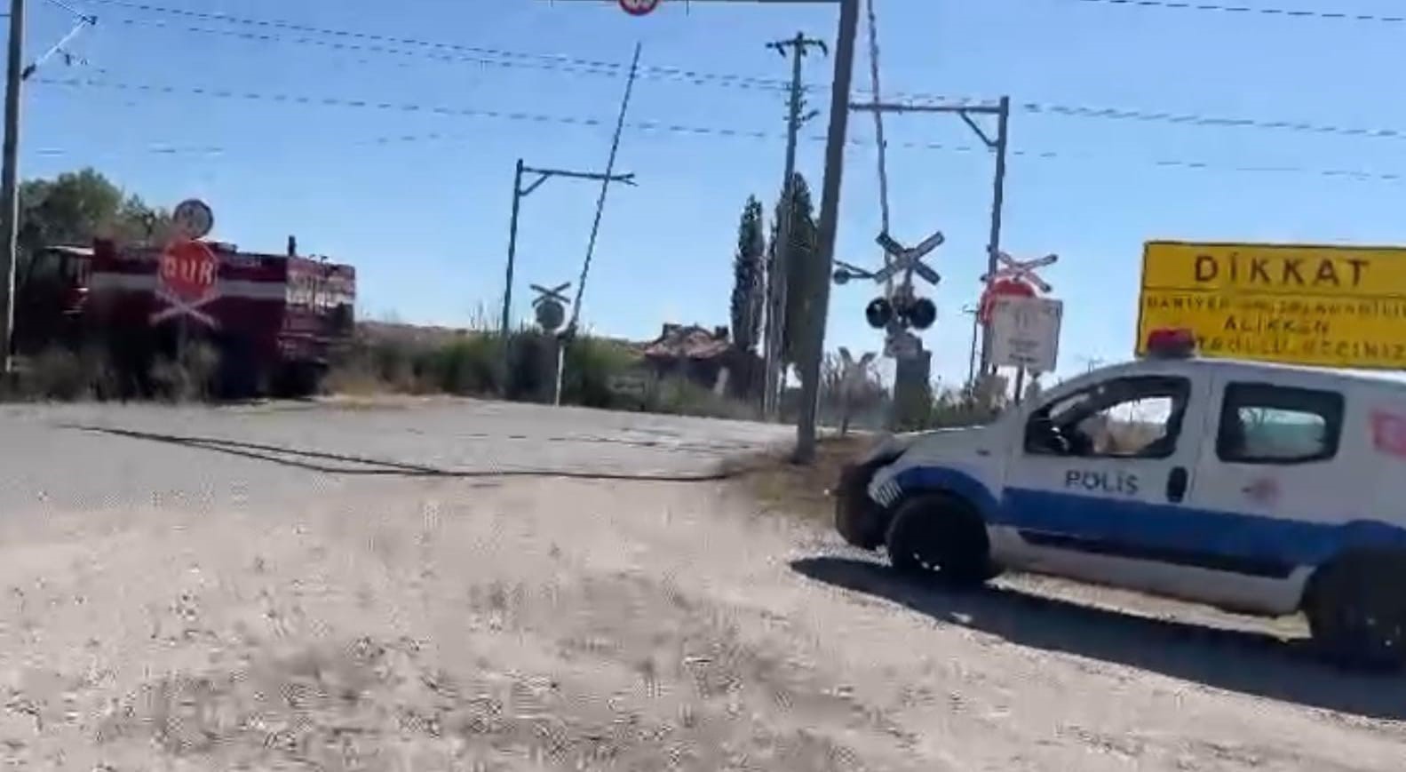 Ormanlık Alana Yakın Yerde Çıkan Yangın Korku Yaşattı