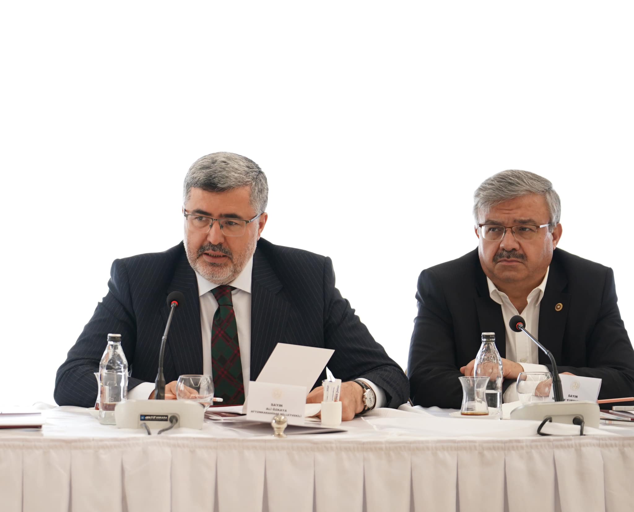 AFYON'UN TALEPLERİNİ BAKAN TEKİN'E İLETTİLER