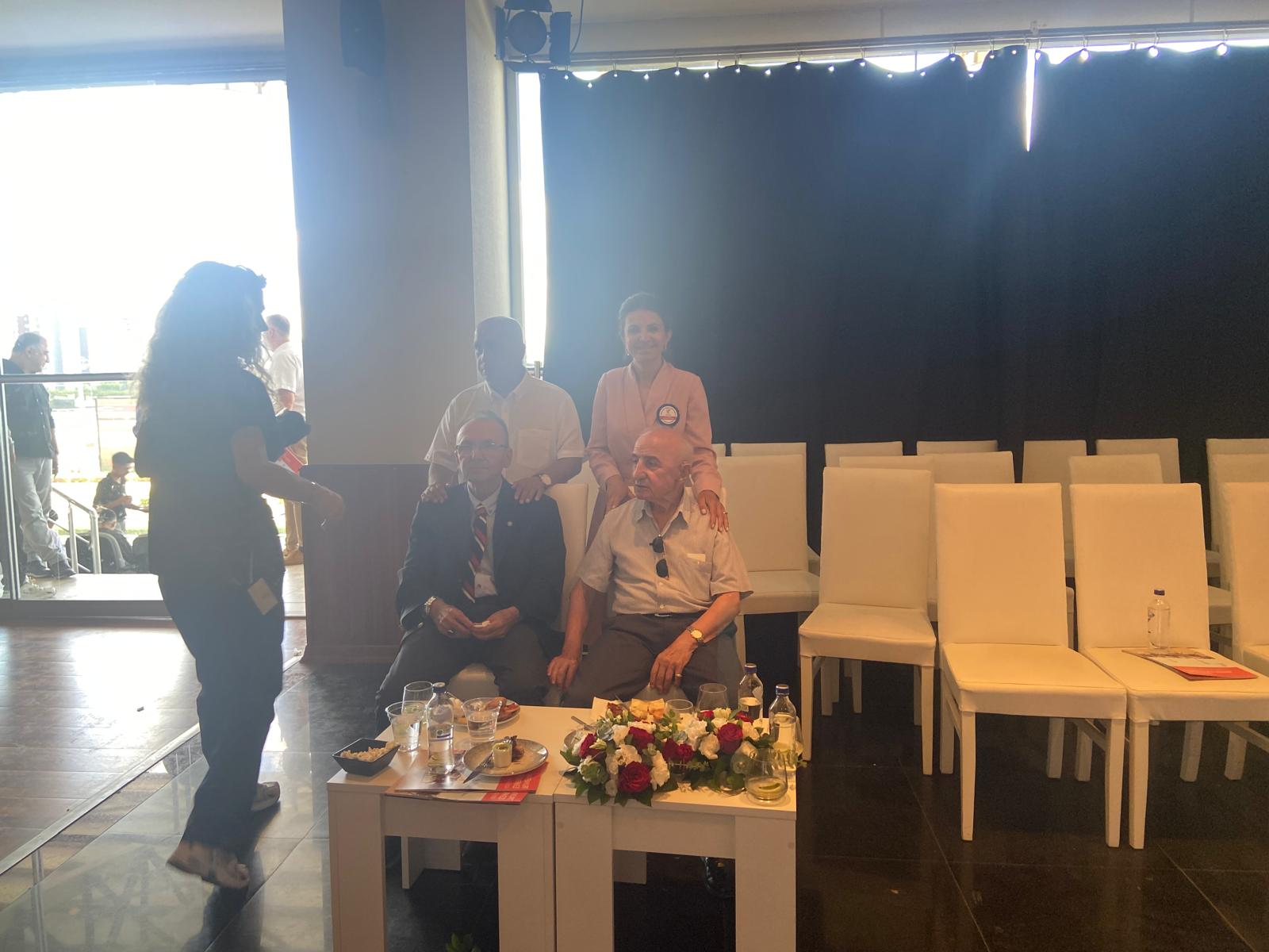 AFYONLU JOKEY EKREM KURT APRANTİ OKULU'NUN MEZUNİYET TÖRENİNE KATILDI