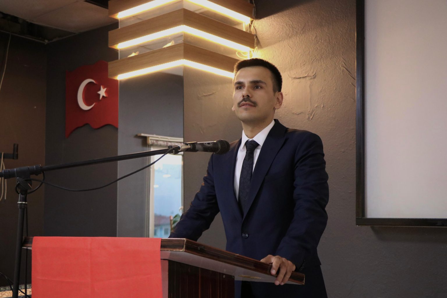 Dinar’da, Tayini Çıkan Hâkim ve Savcılara Veda Yemeği Düzenlendi
