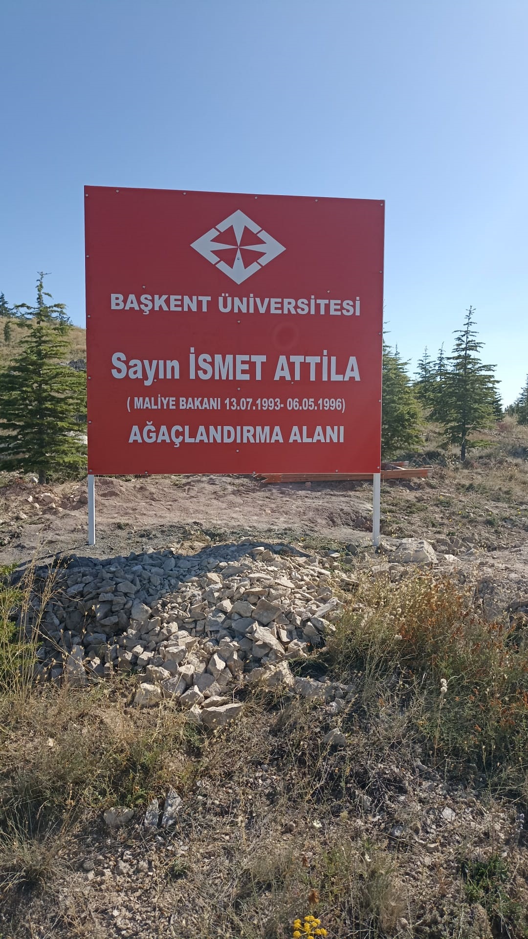 Rektör Haberal'dan Eski Bakan Attila'ya Övgü