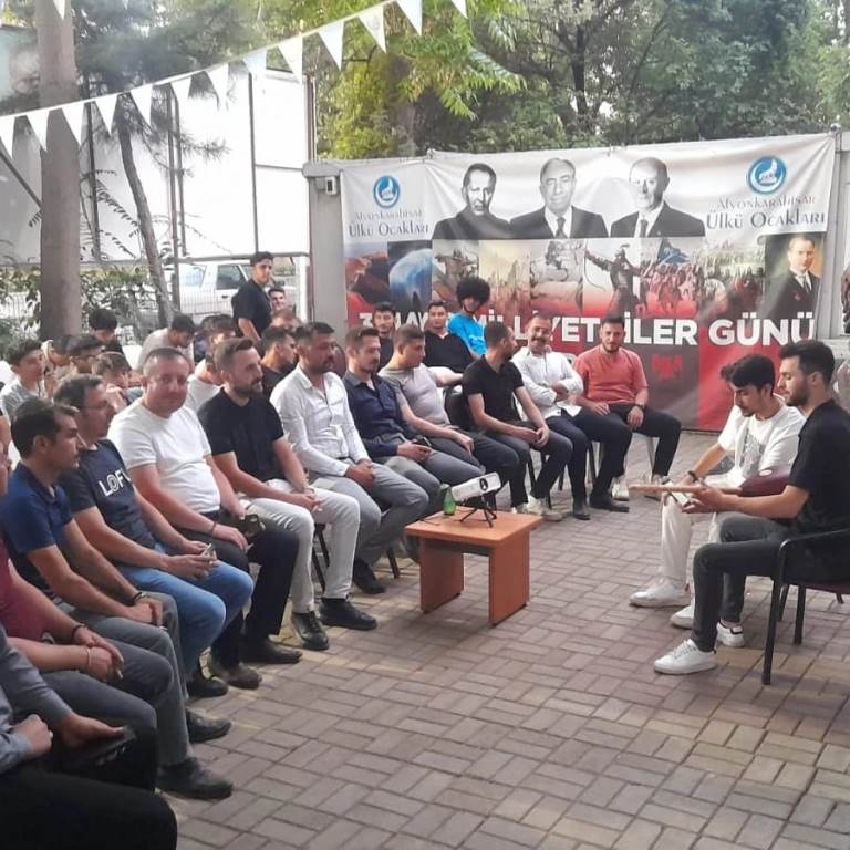 "ÜLKÜCÜLER SERDEN GEÇER, DAVADAN VAZGEÇMEZ"