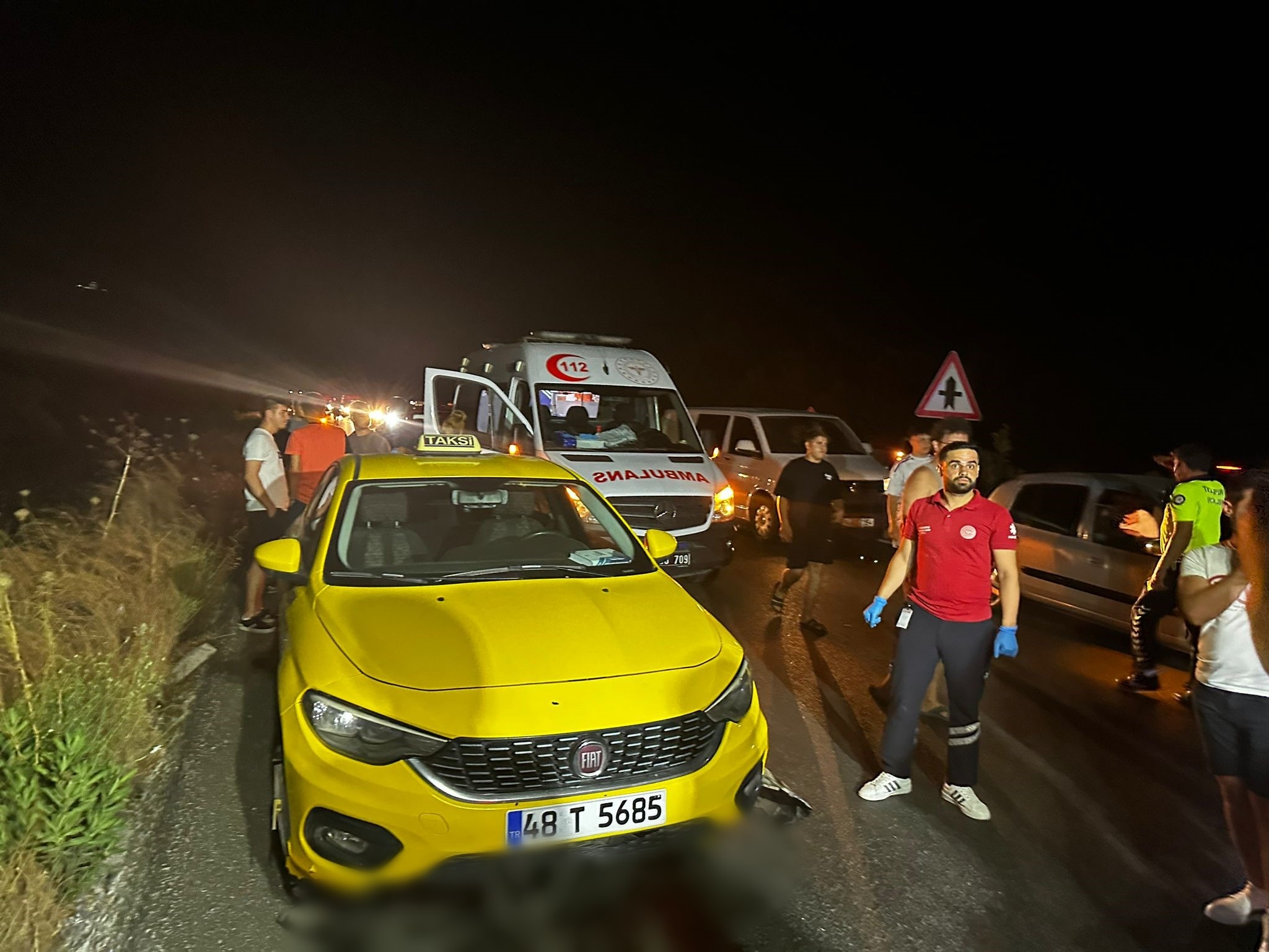 Trafik kazası: 1 ölü, 1 ağır yaralı