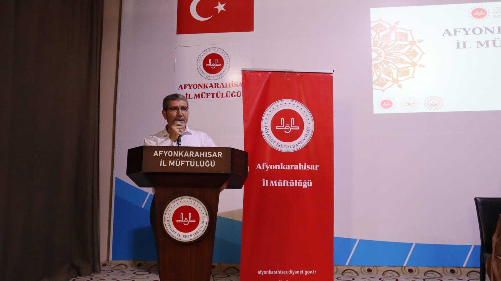 İl Müftülüğü Tarafından  "Bir Yetime Aile Olmak" Paneli