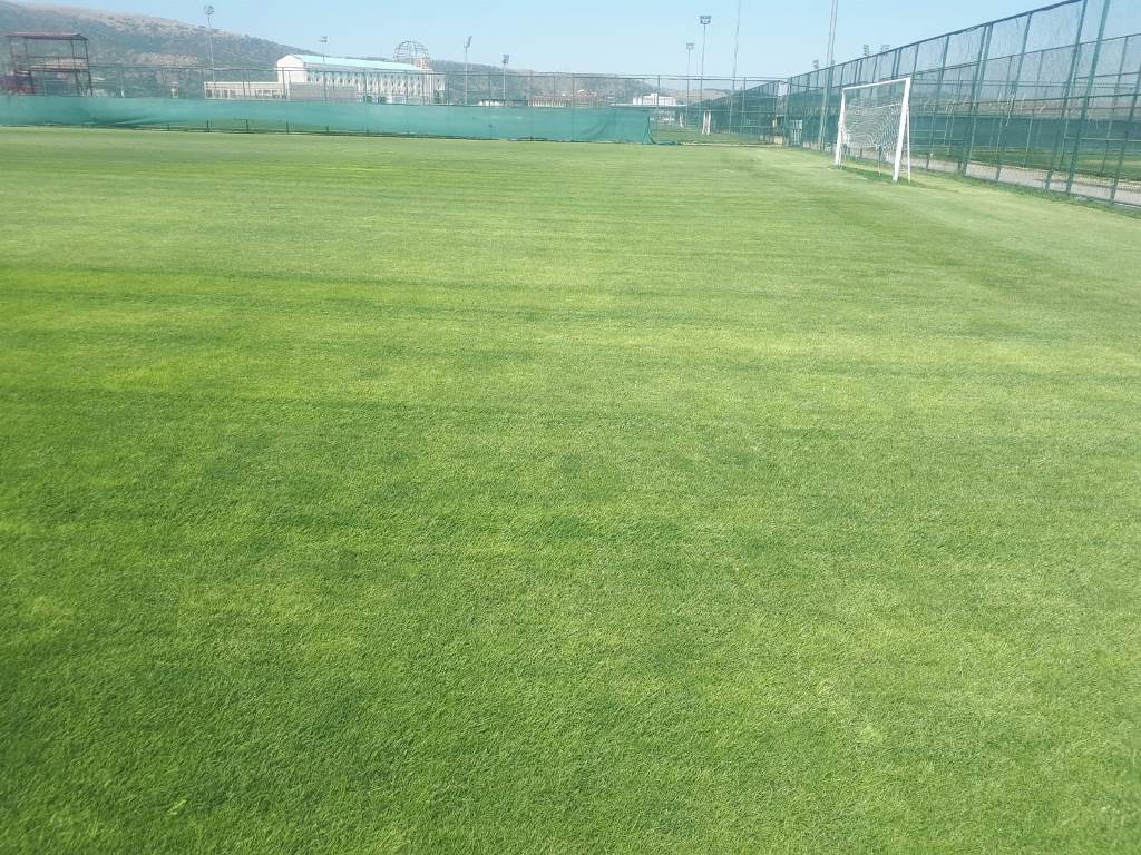 KOCATEPE SPOR KOMPLEKSİ YENİ SEZON ÖNCESİ KULÜPLER İÇİN HAZIR