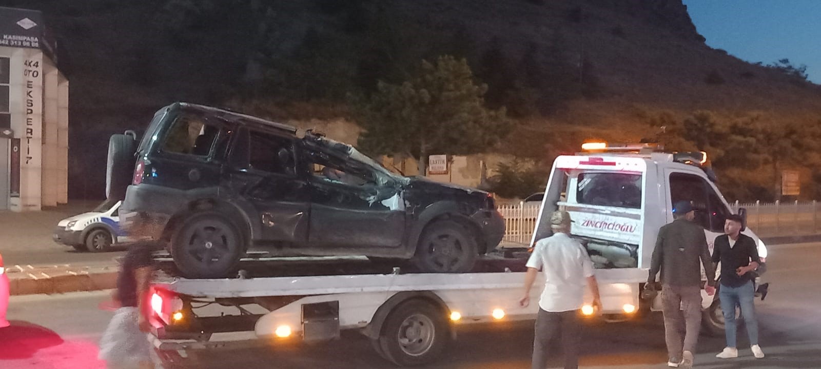 Afyon’da Feci Kaza: 3 Yaralı