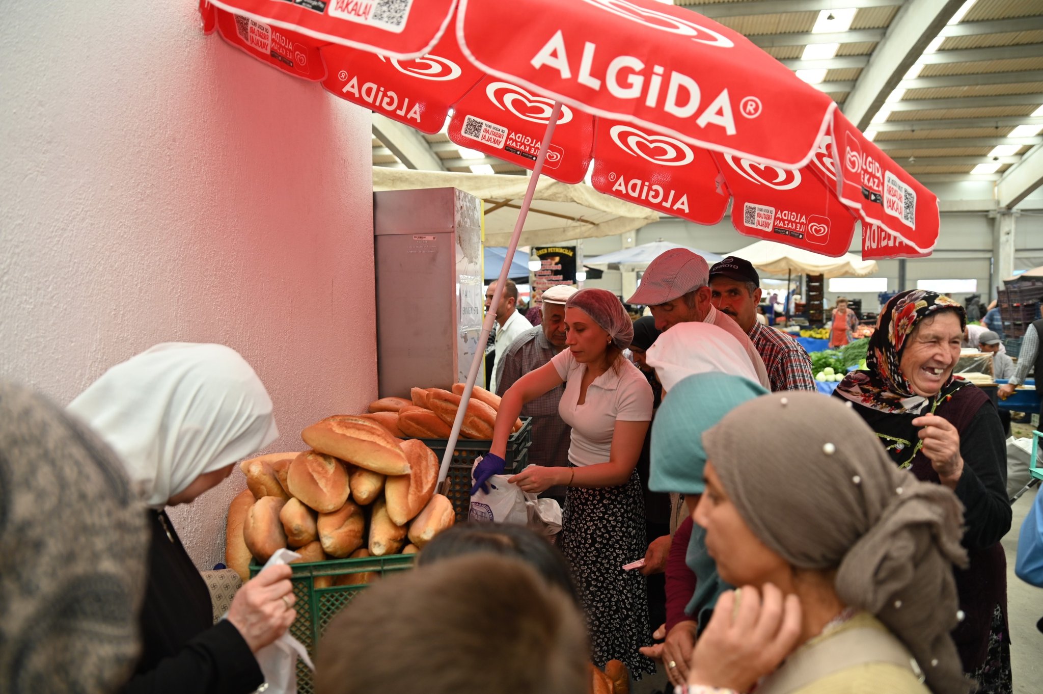 Emirdağ’da Halk Ekmeğe Büyük ilgi Görüyor