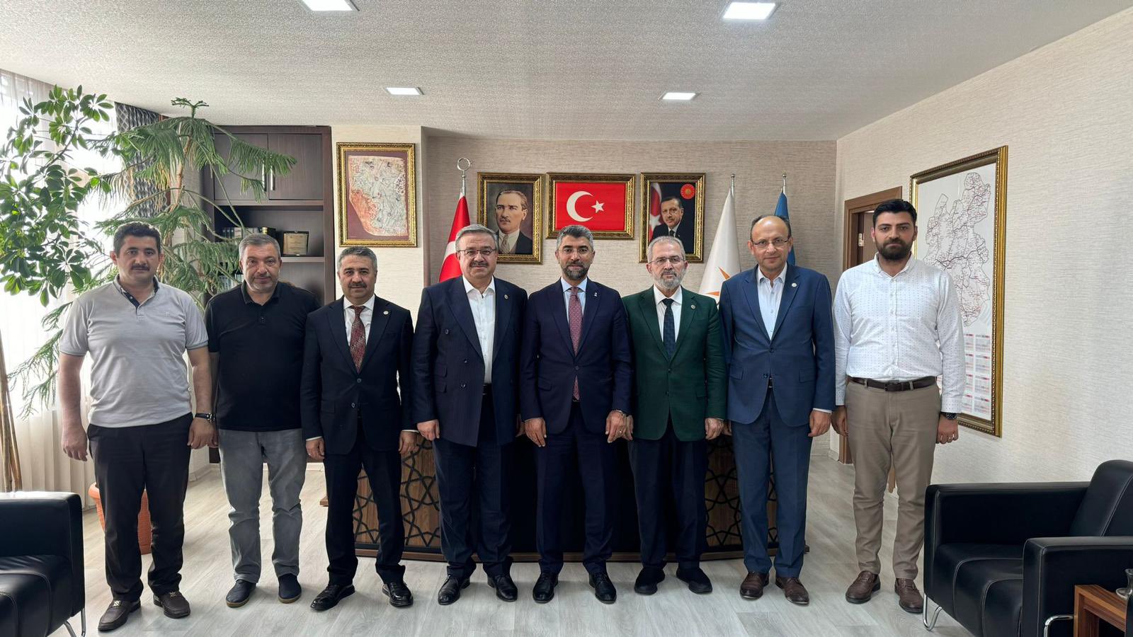 Yurdunuseven’in Başkanlığındaki Heyet Erzurum’u Ziyaret Etti