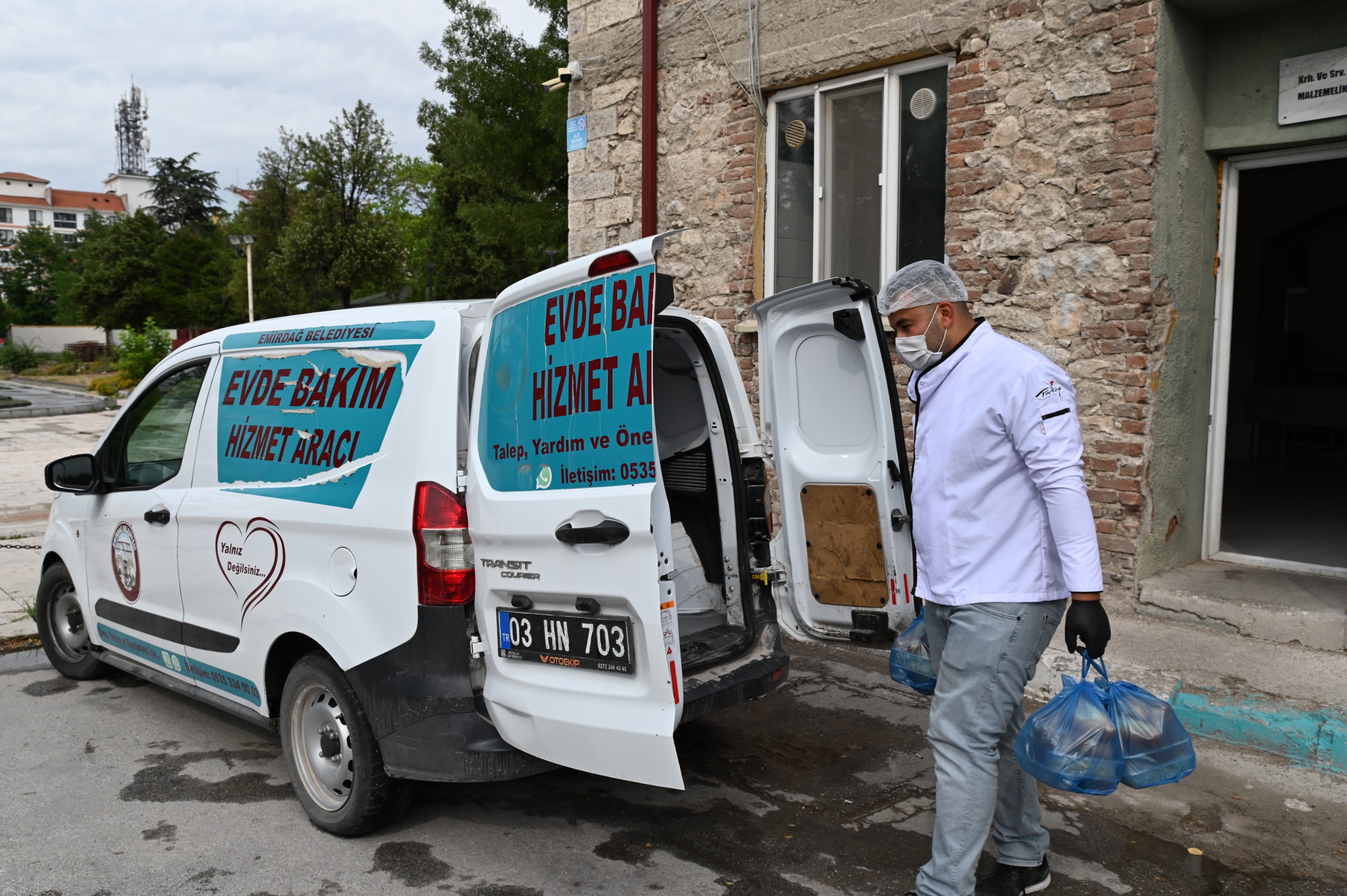 Emirdağ Belediyesi Aşevi Hizmetleriyle Yüzlerce Vatandaşa Dokunuyor