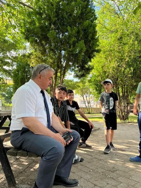 Başkan'ın Öğretmen Yaklaşımı Gençlerde Takdir Topladı