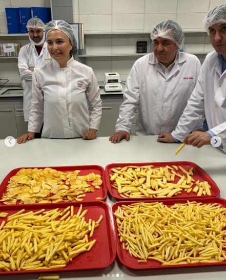 Ali Ülker'den Kerevitaş Fabrikası'na Ziyaret