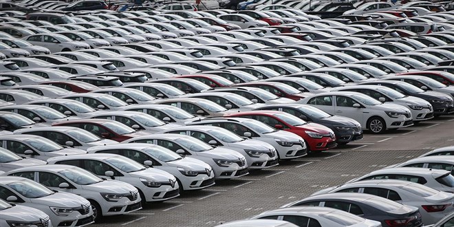 OTOMOBİL VE HAFİF TİCARİ ARAÇ PAZARI YILIN İLK YARISINDA ARTTI