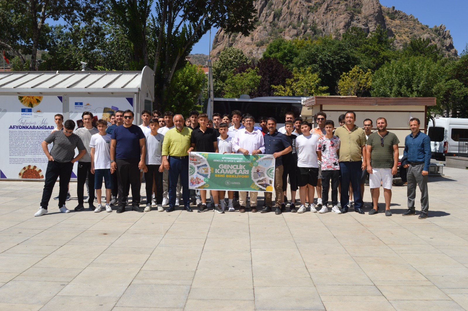 150 GENÇ, ANTALYA ALAADDİN KEYKUBAT GENÇLİK KAMPI'NA GİTTİ
